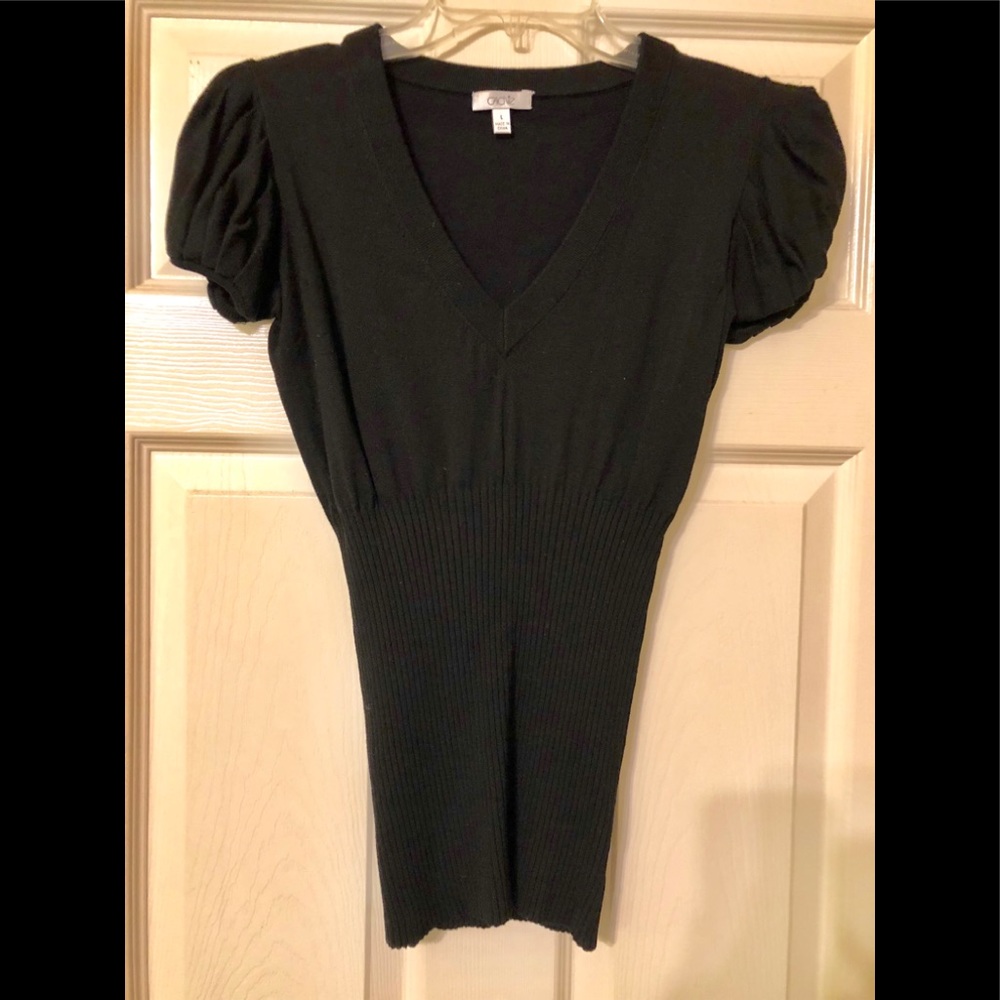 Cache Lightweight Sweater